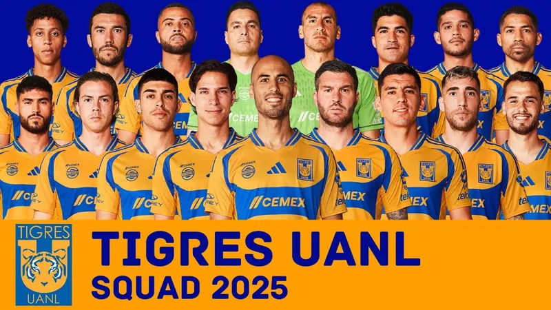 Cầu thủ Tigres UANL tung cú đá ngoạn mục vào khung thành Club Tijuana
